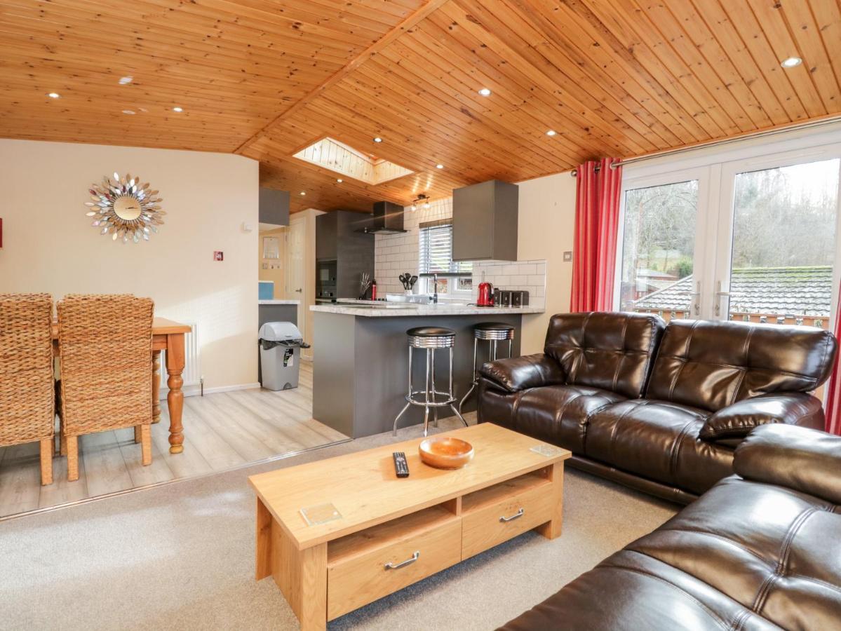 Striding Edge Lodge วินเดอร์เมียร์ ภายนอก รูปภาพ