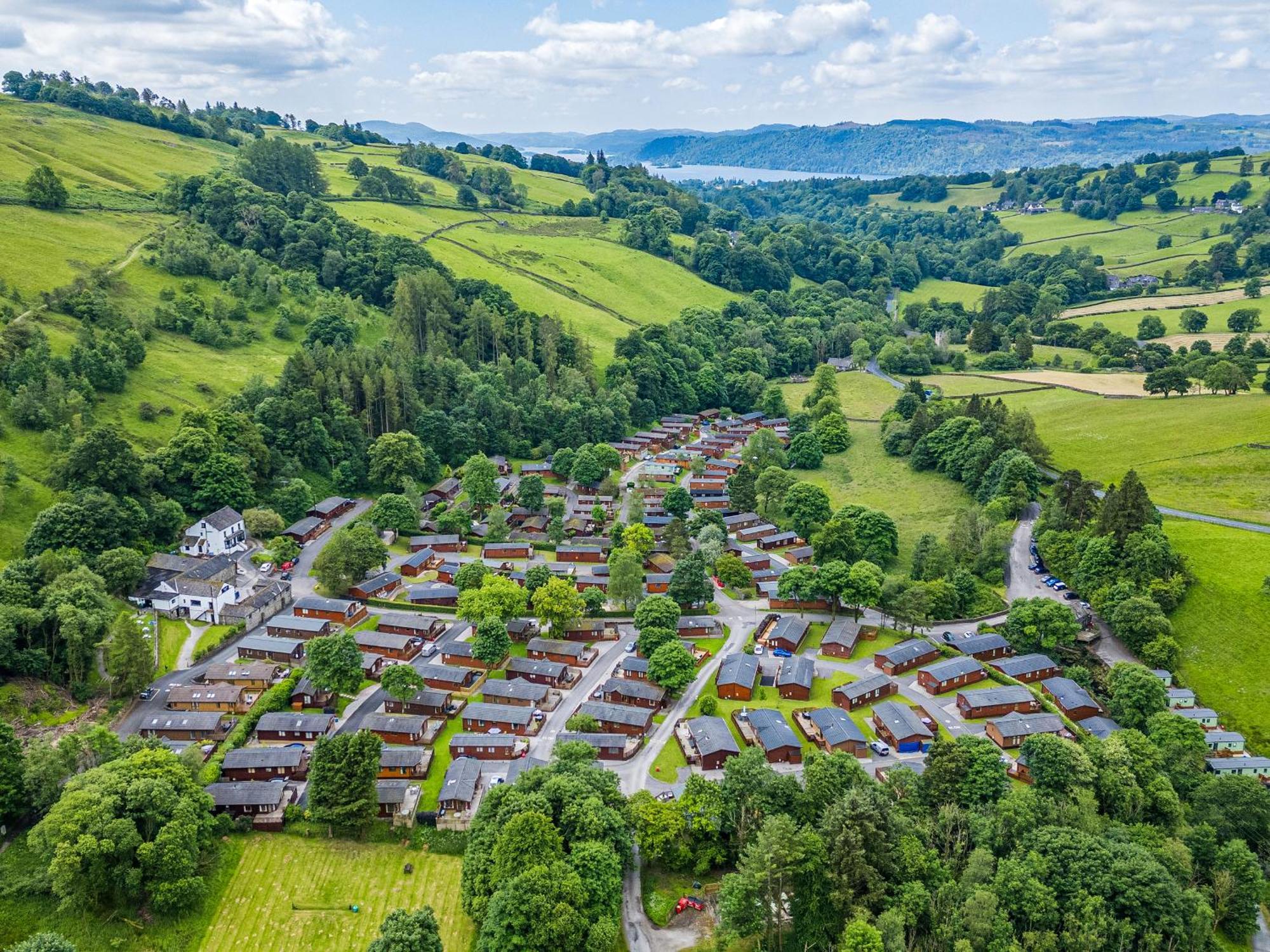 Striding Edge Lodge วินเดอร์เมียร์ ภายนอก รูปภาพ