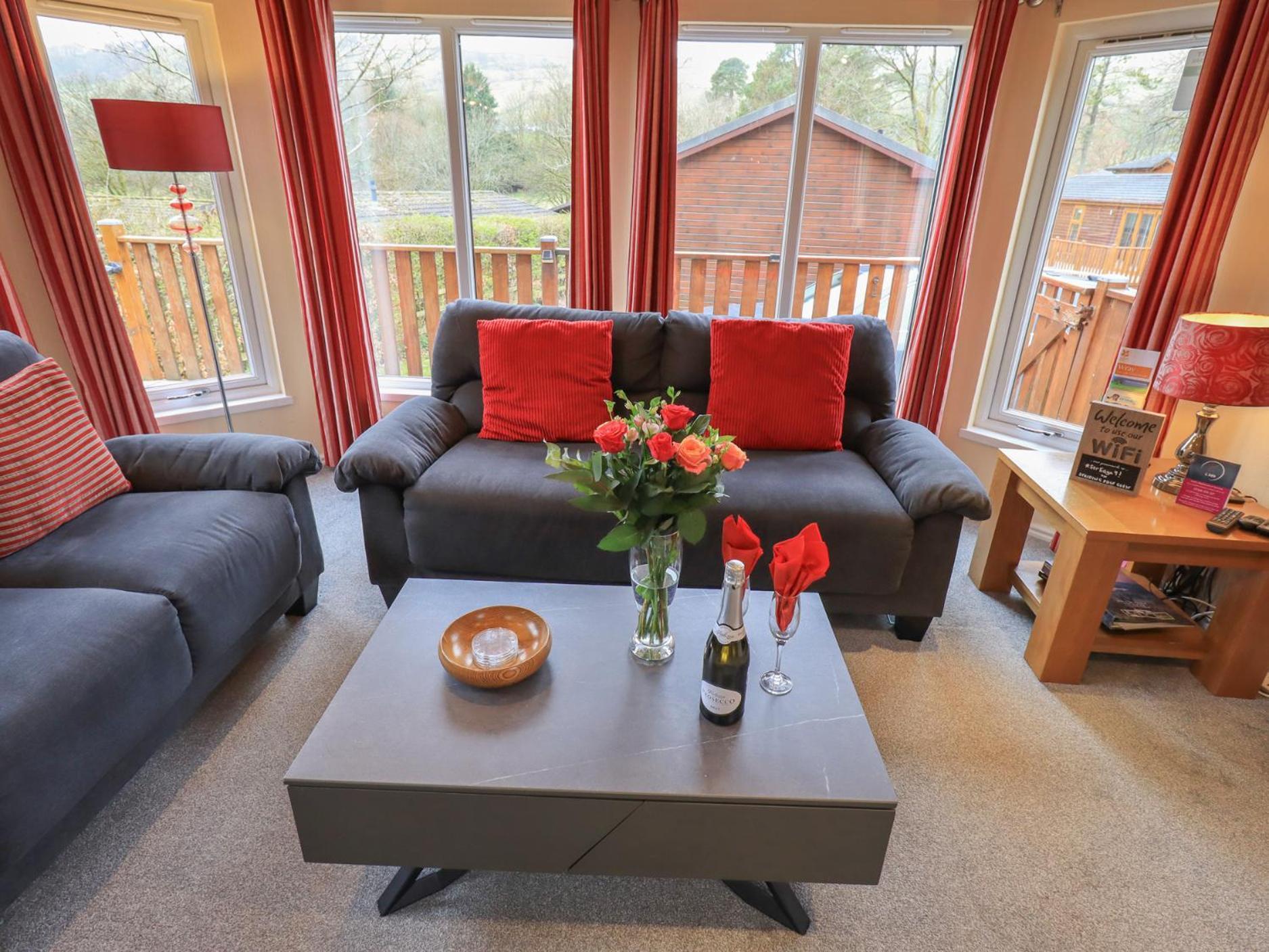 Striding Edge Lodge วินเดอร์เมียร์ ภายนอก รูปภาพ