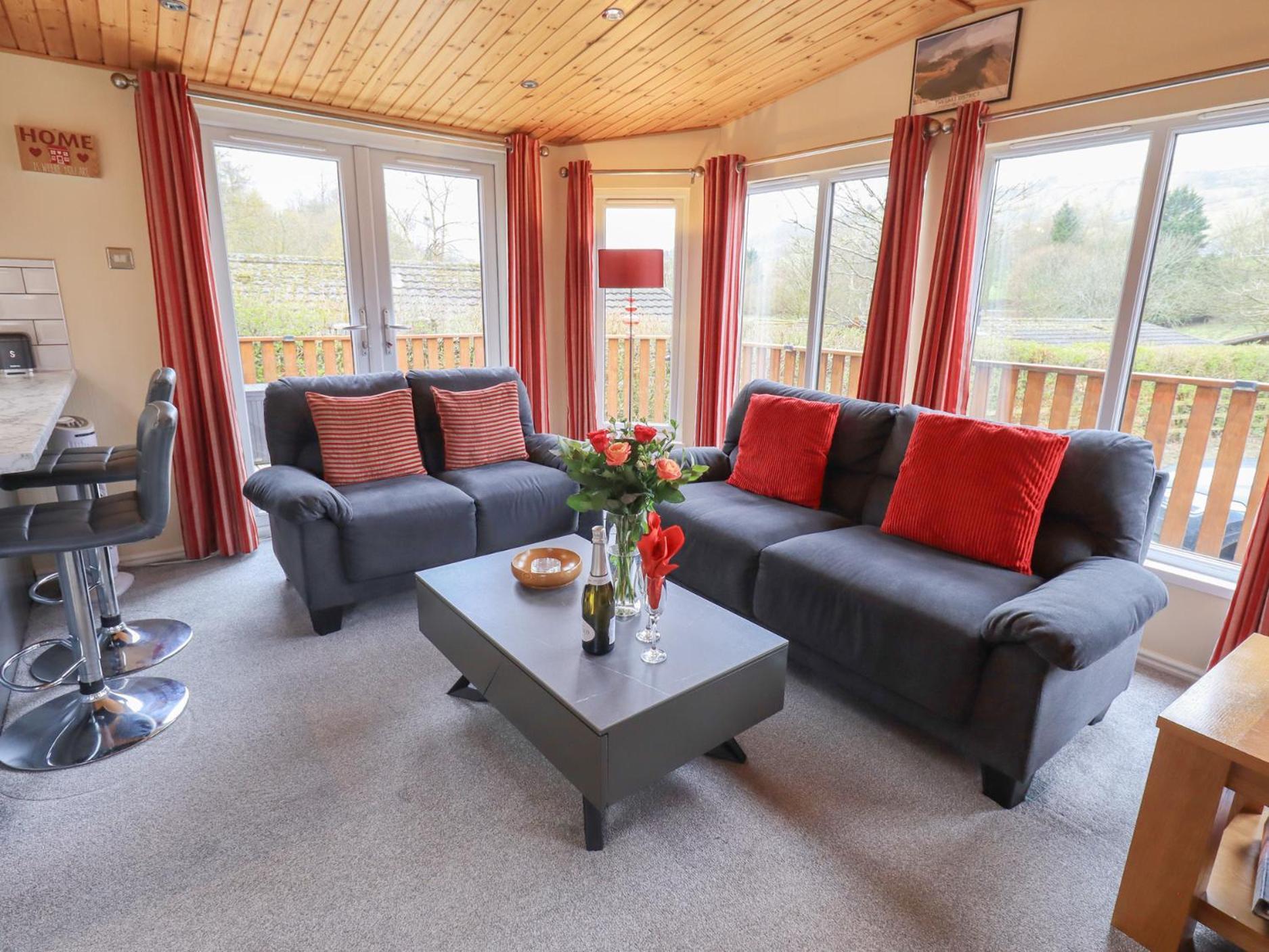 Striding Edge Lodge วินเดอร์เมียร์ ภายนอก รูปภาพ